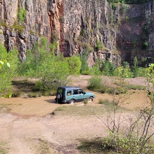 Whitecliff Off Road Quarry Driving - 4x4 in Mud in Quarry